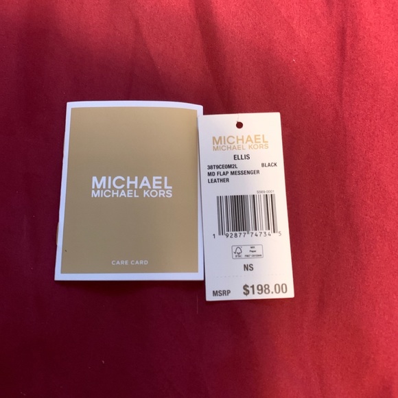 *SOLD* Black Michael Kors crossbody bag - Picture 7 of 7